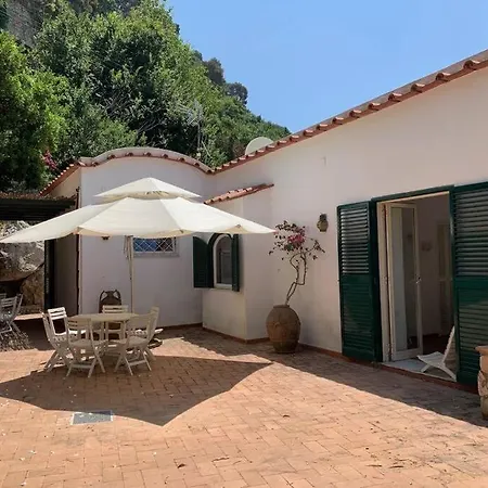 La Casa Di Enzo 卡普里